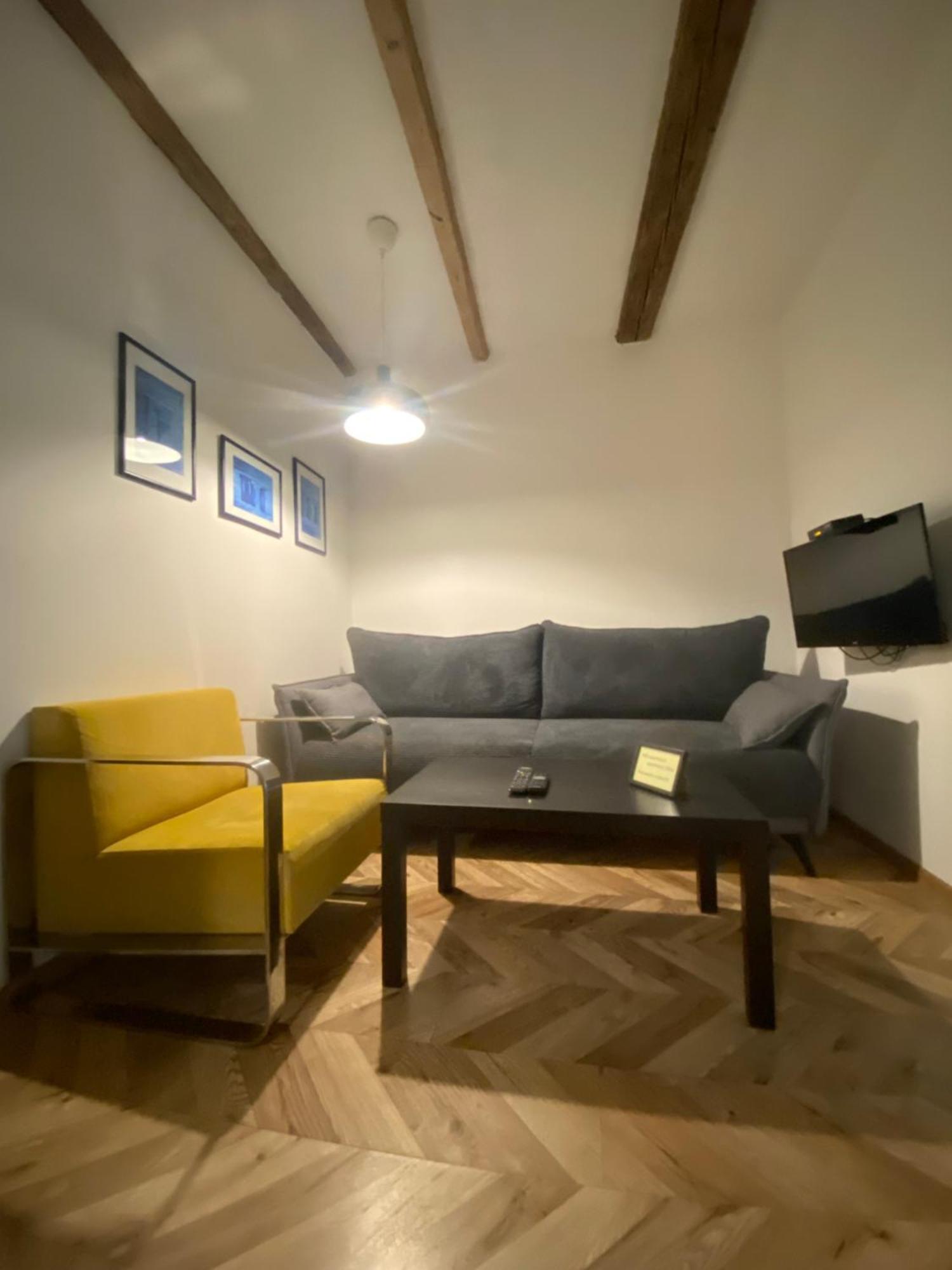 Historical Apartments V18 Košice Εξωτερικό φωτογραφία